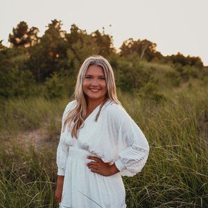 Meet your Posher, Brooke